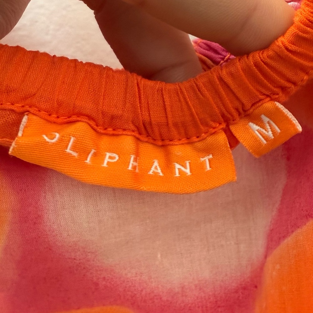 ✨ Oliphant Orange Star Smocked Dress ✨ - Picture 3 of 6